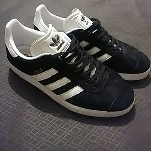 Adidas Gazelle shoes